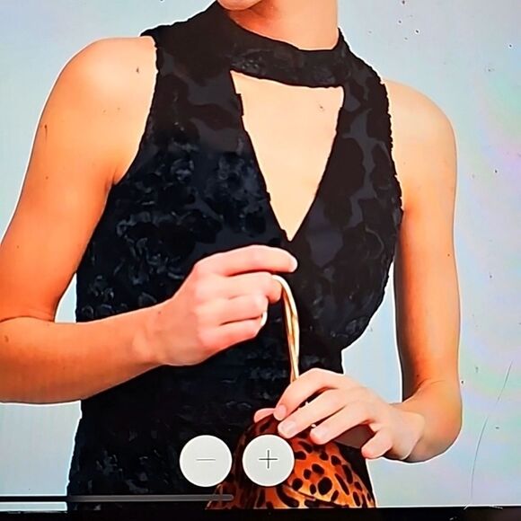 Anthropologie Maeve Laurette Velvet Jumpsuit size 4 - Picture 2 of 11